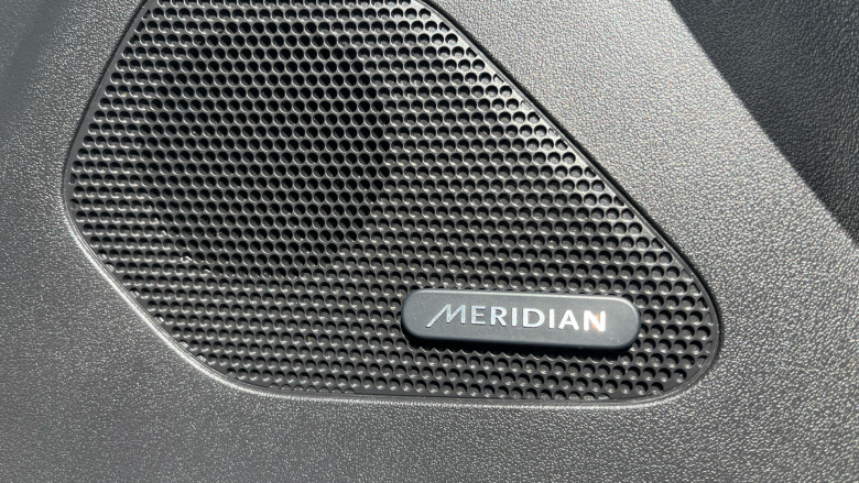 Jaguar F-Pace 2.0d [180] Chequered Flag 5dr Auto AWD Diesel Estate